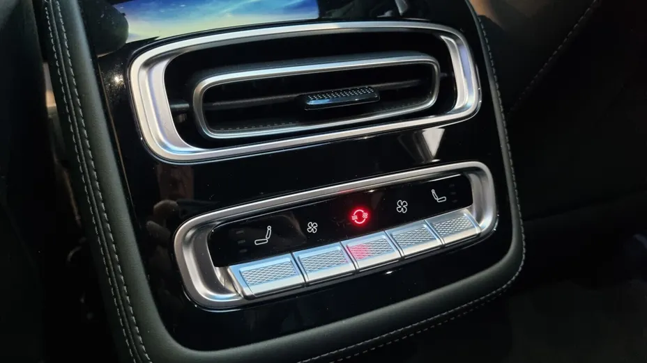 OMODA Omoda 9 Omoda 9 1.5 Super Hybrid Exclusive AWD Nowy