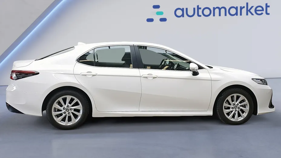 TOYOTA Camry Camry 2.5 Hybrid Comfort CVT