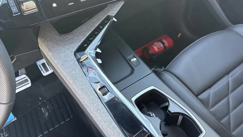 PEUGEOT 3008 3008 1.2 PureTech mHEV GT Exclusive e-DCS6 Nowy