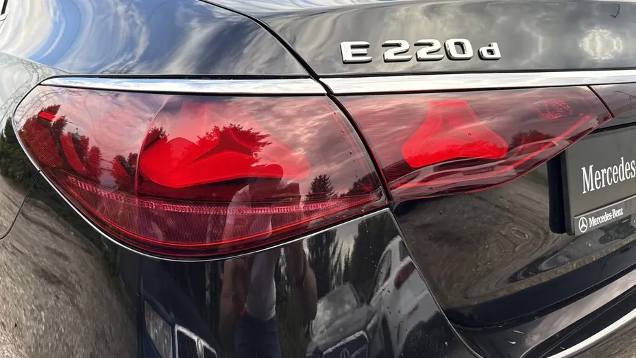 MERCEDES-BENZ E Klasa E 220 d mHEV 4-Matic Avantgarde 9G-Tronic