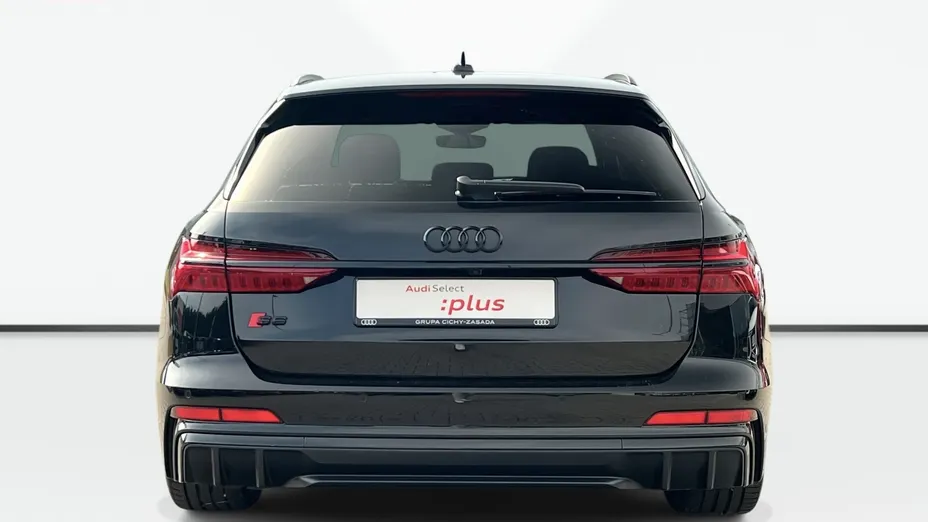 AUDI S6 Avant -