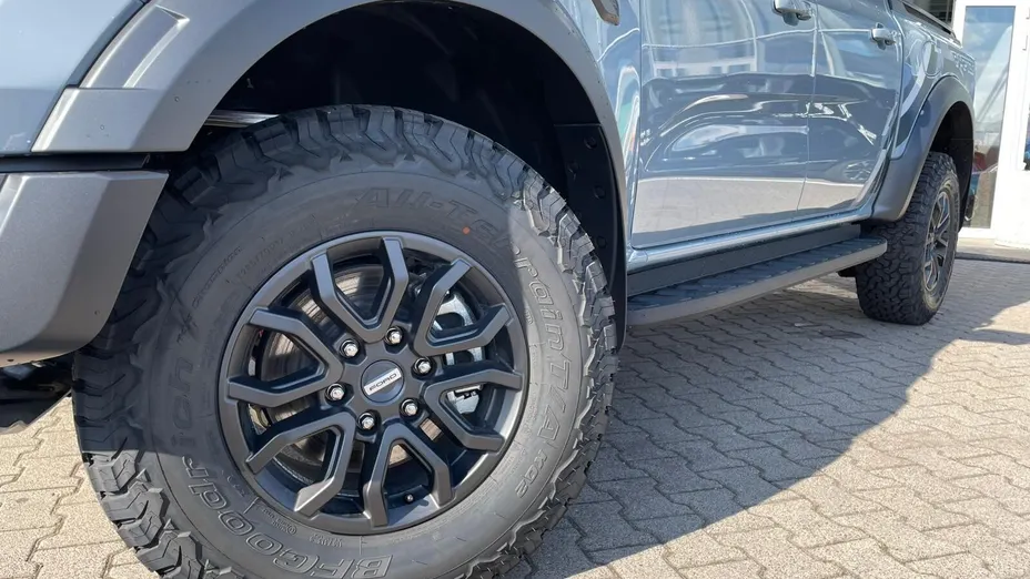FORD Ranger Ranger 2.0 EcoBlue Bi-Turbo 4x4 DC Raptor aut Nowy
