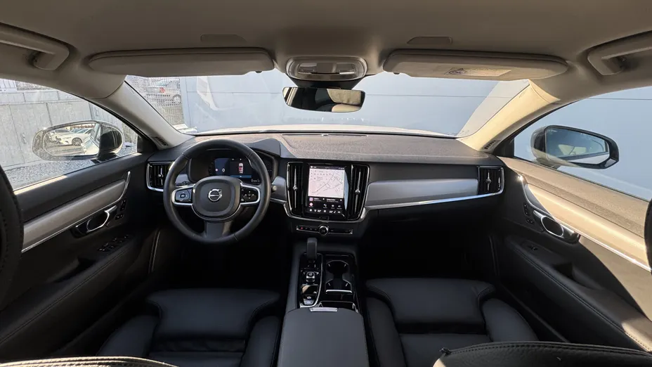 VOLVO V90 V90 T6 AWD Plug-In Hybrid Plus Dark aut