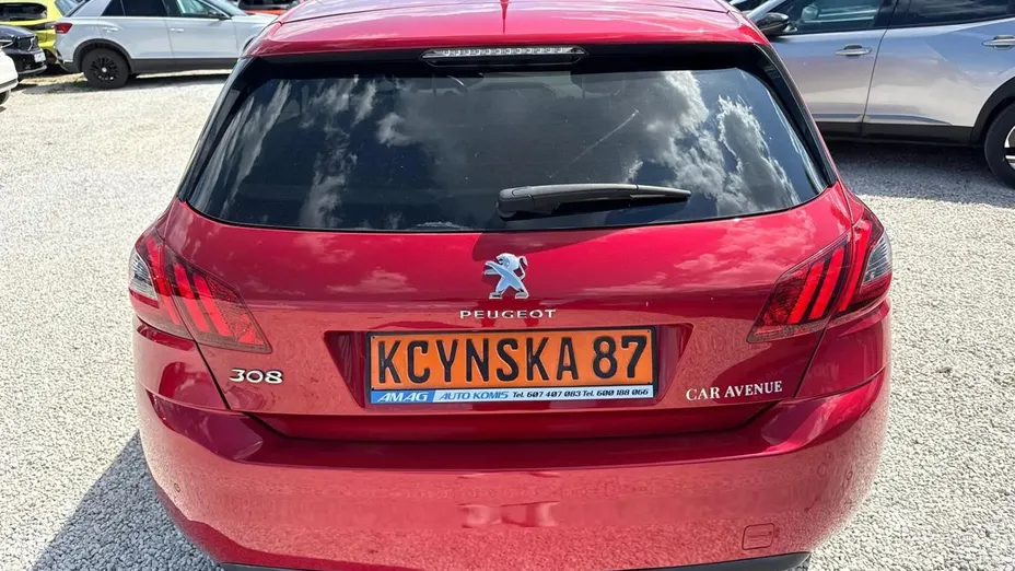 PEUGEOT 308 -
