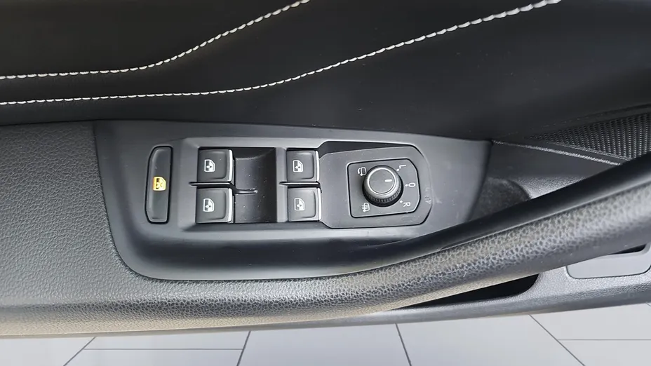 VOLKSWAGEN Arteon Arteon 2.0 TSI Elegance DSG