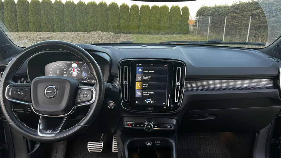 VOLVO XC40 XC40 D3 R-Design