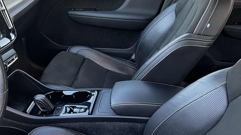 VOLVO XC40 XC40 D3 R-Design