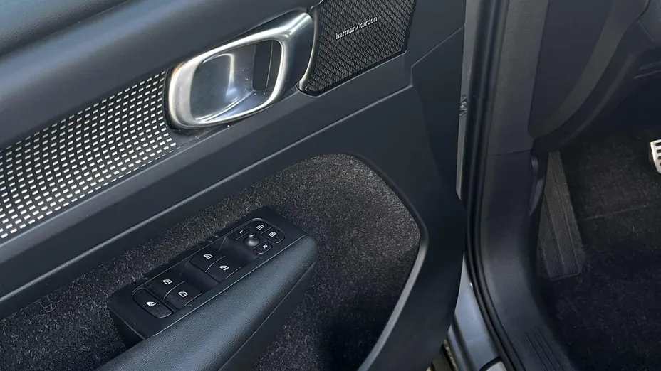 VOLVO XC40 XC40 D3 R-Design