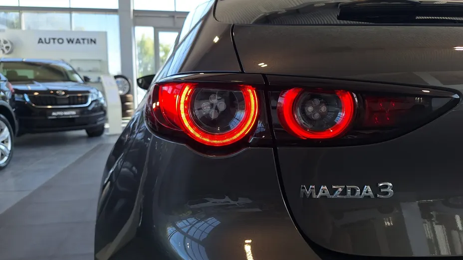 MAZDA 3 3 2.0 mHEV Hikari