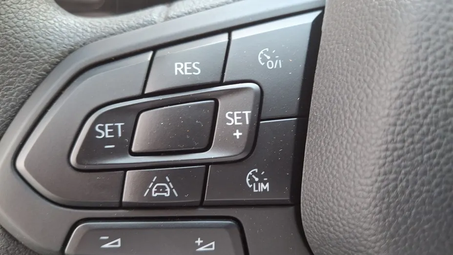 VOLKSWAGEN Transporter Transporter TDI L1H1 Nowy