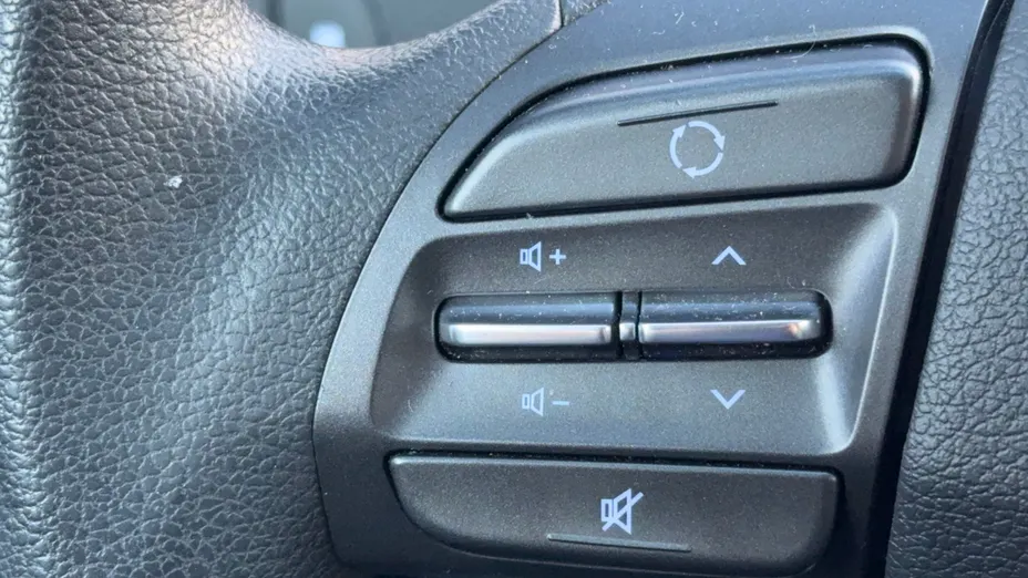 HYUNDAI i30 i30 1.4 Classic +