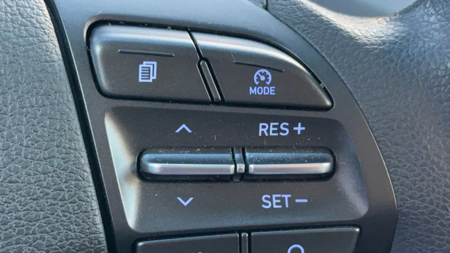 HYUNDAI i30 i30 1.4 Classic +