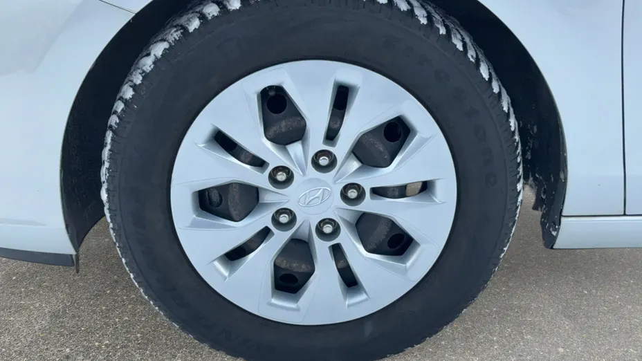 HYUNDAI i30 i30 1.4 Classic +