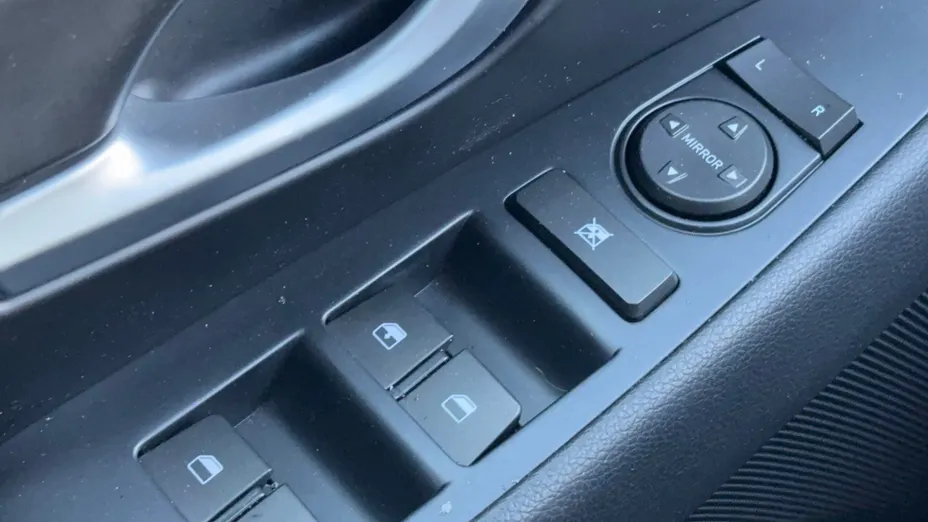 HYUNDAI i30 i30 1.4 Classic +