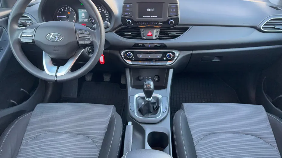 HYUNDAI i30 i30 1.4 Classic +