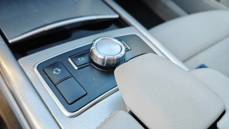 MERCEDES-BENZ E Klasa E 220 BlueTEC 9G-TRONIC Avantgarde