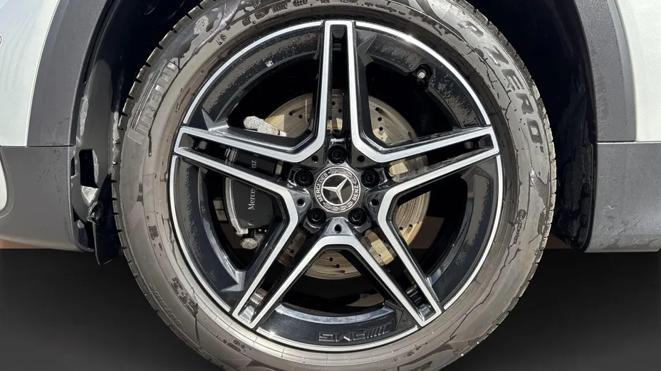MERCEDES-BENZ GLB GLB 200 d 4-Matic AMG Line 8G-DCT