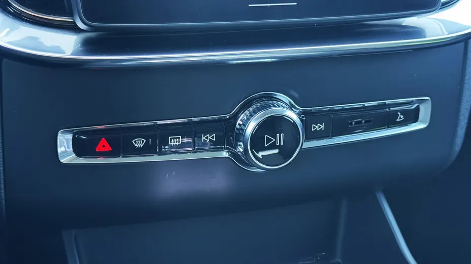 VOLVO XC90 XC90 B5 B AWD Plus Bright 7os aut