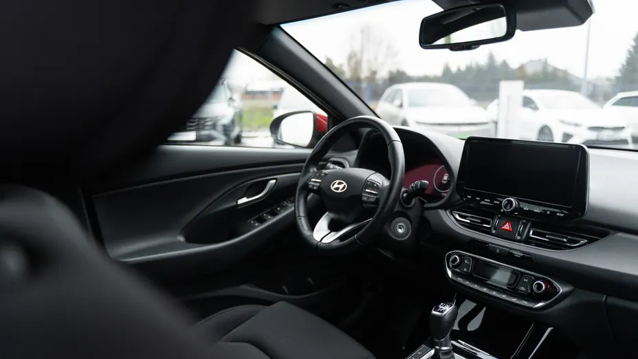 HYUNDAI i30 i30 1.5 T-GDI 48V Smart