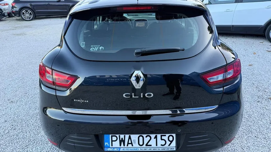 RENAULT Clio -