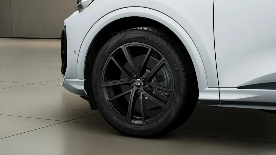 AUDI Q5 Q5 TDI mHEV 150 kW Quattro S tronic Nowy