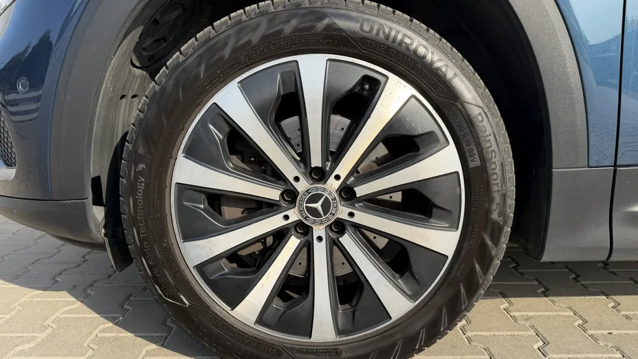MERCEDES-BENZ GLB GLB 200 d Progressive 8G-DCT