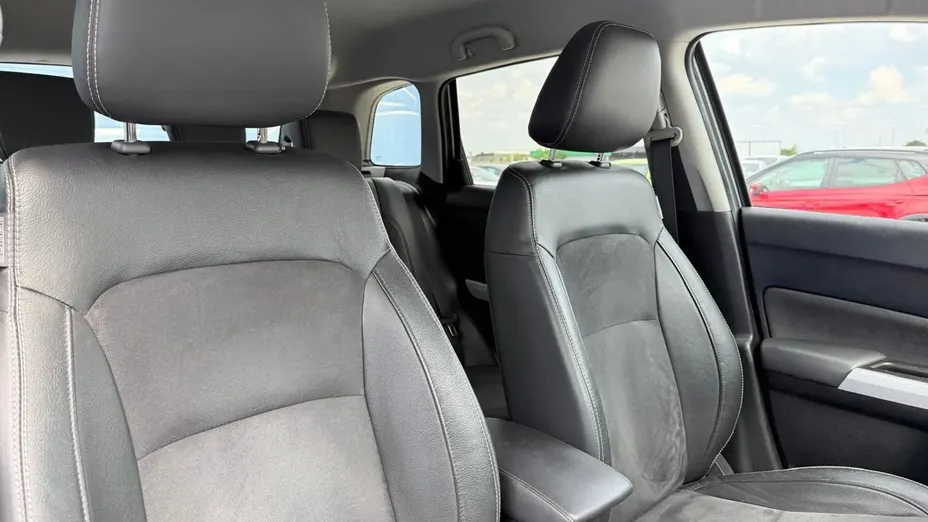 SUZUKI Vitara -
