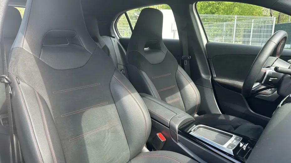 MERCEDES-BENZ A Klasa A 200 AMG Line 7G-DCT