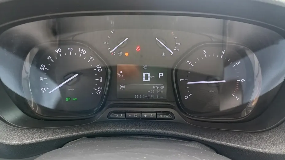 PEUGEOT Expert Expert Kombi 2.0 BlueHDi Long 2,8t