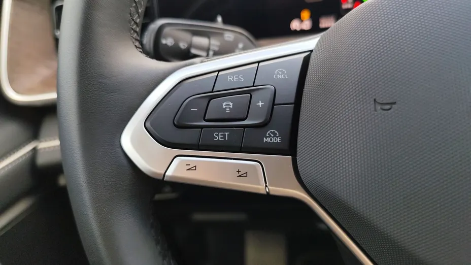 VOLKSWAGEN Tayron Tayron 1.5 TSI eHybrid PHEV 150kW Elegance DSG