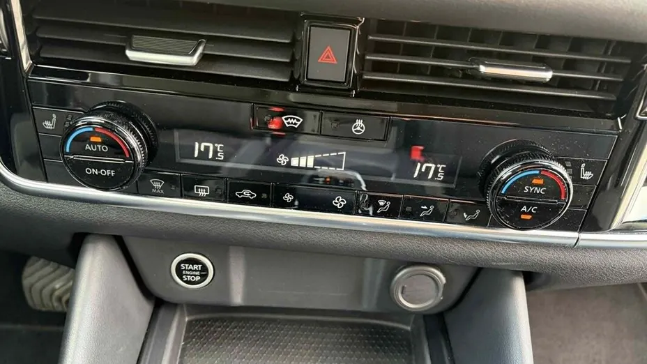 NISSAN Qashqai Qashqai 1.3 DIG-T mHEV N-Connecta Xtronic