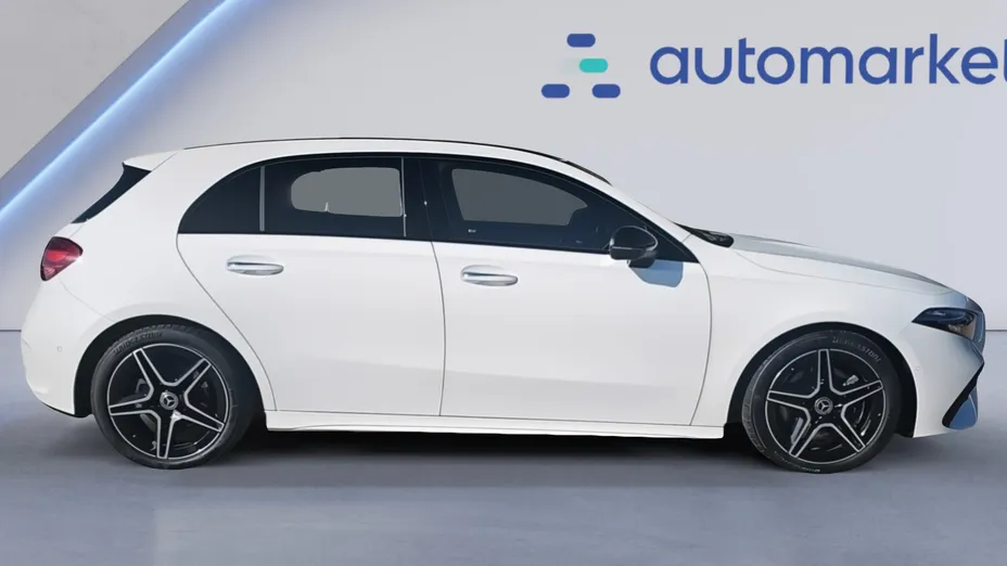 MERCEDES-BENZ A Klasa A 220 4-Matic AMG Line 8G-DCT