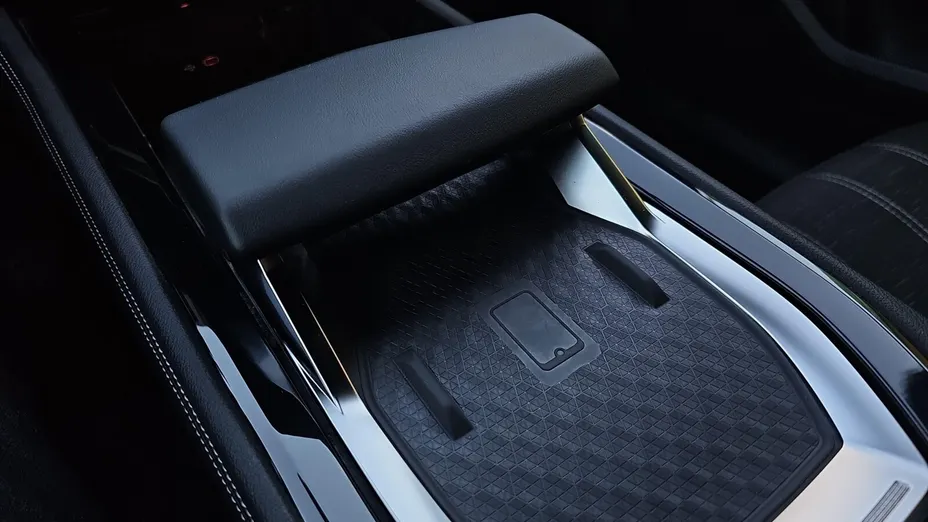 RENAULT Austral Austral 1.3 TCe mHEV Techno aut