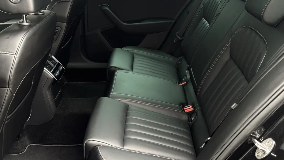 SKODA Superb Superb 2.0 TDI SCR L&K DSG
