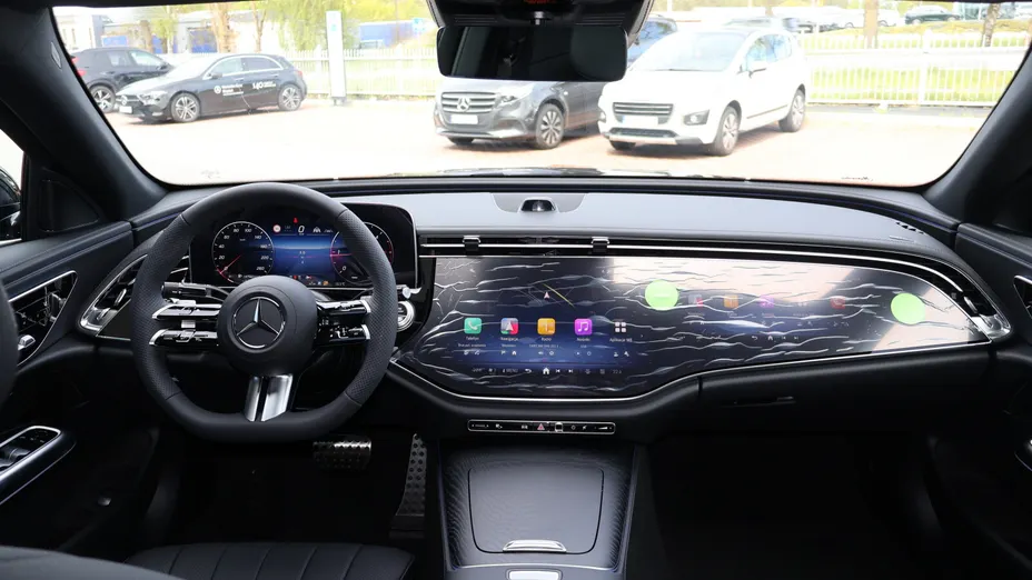 MERCEDES-BENZ E Klasa E 220 d mHEV 4-Matic AMG 9G-Tronic Nowy