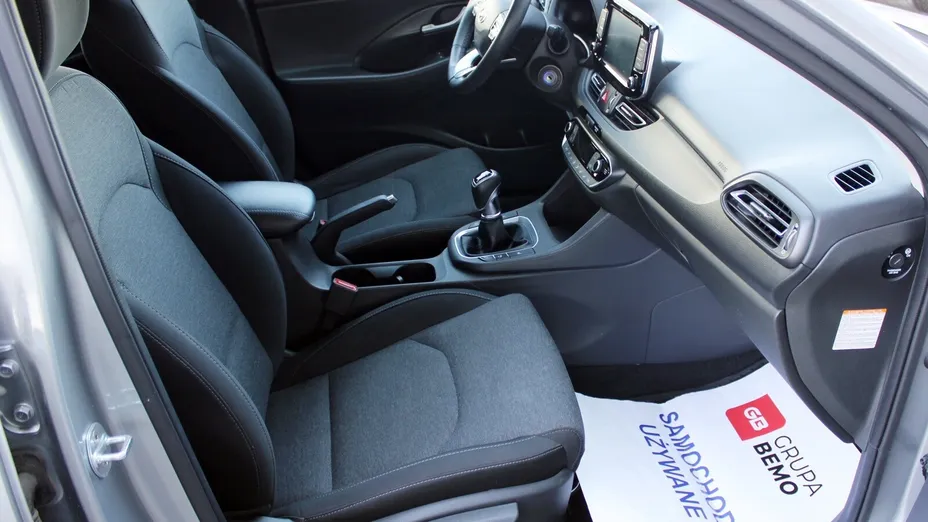 HYUNDAI i30 i30 1.5 T-GDI 48V Smart