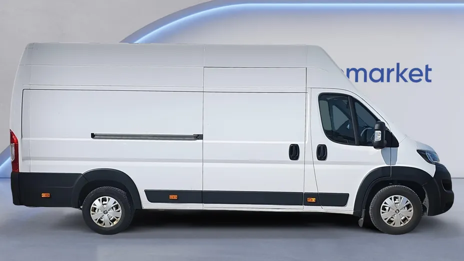 PEUGEOT Boxer Boxer 435 BlueHDi L4H3 Premium