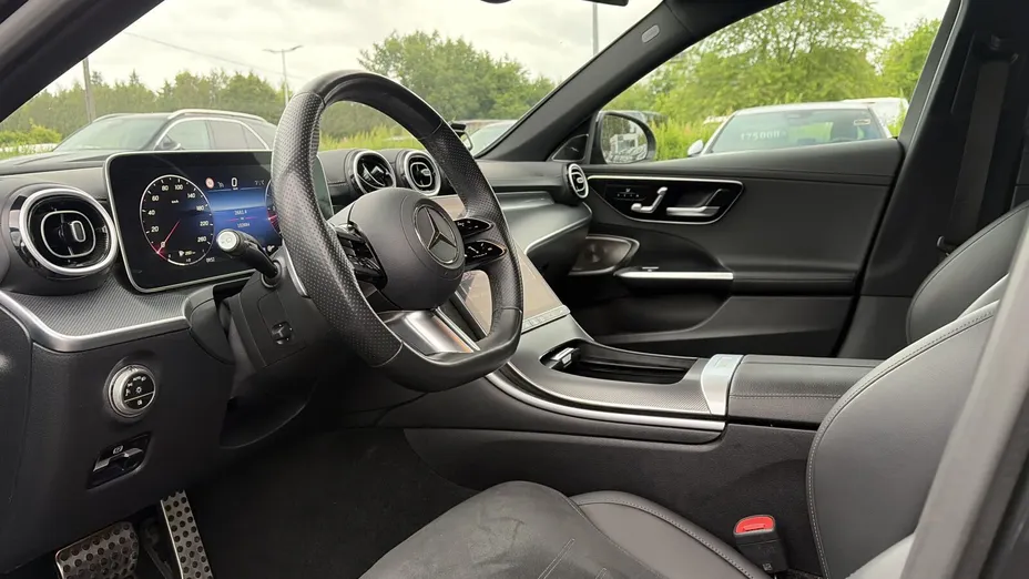 MERCEDES-BENZ C Klasa C 220 d mHEV AMG