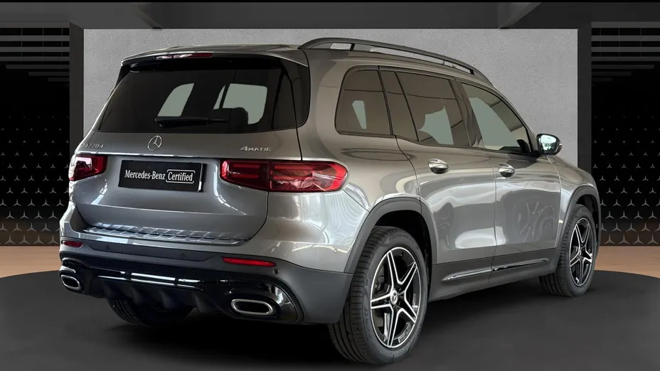 MERCEDES-BENZ GLB GLB 220 d 4-Matic AMG Line 8G-DCT