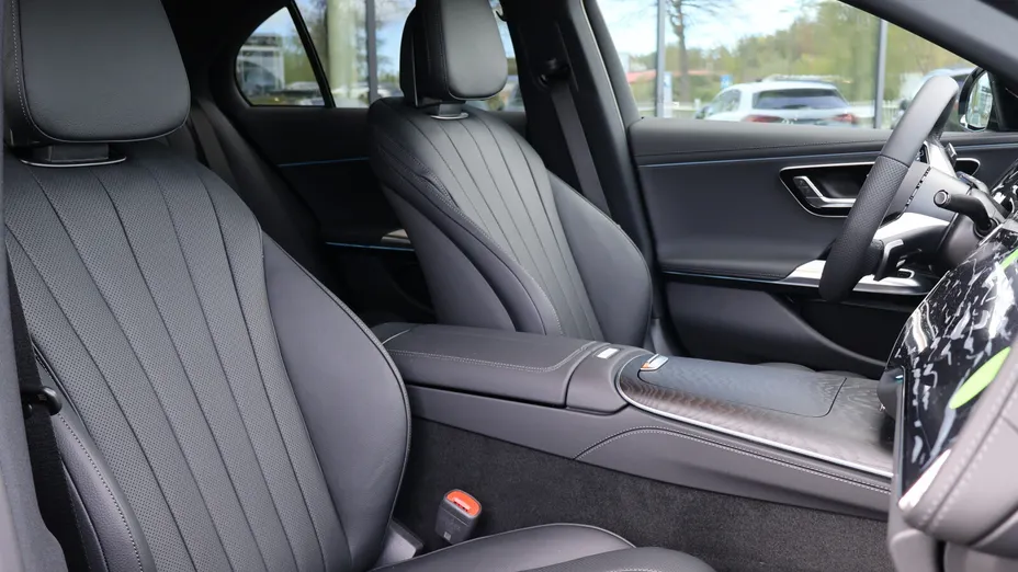MERCEDES-BENZ E Klasa E 220 d mHEV 4-Matic AMG 9G-Tronic Nowy