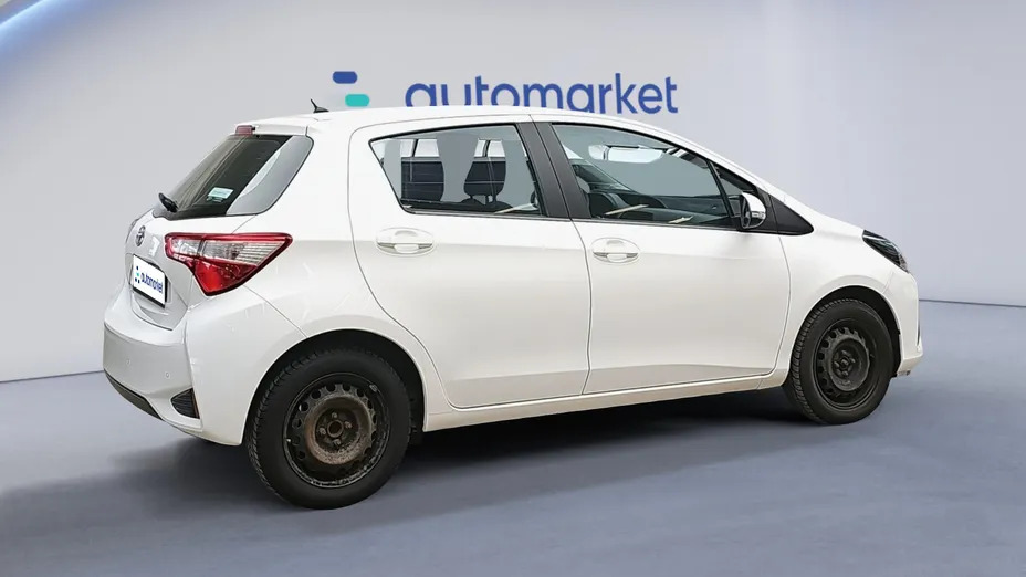 TOYOTA Yaris Yaris 1.5 Active