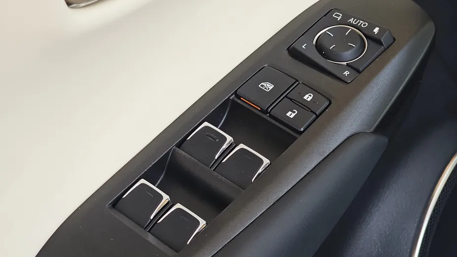 LEXUS NX NX 300h F Impression AWD