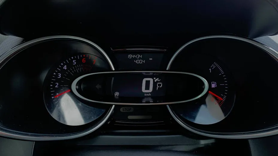 RENAULT Clio Clio 1.2 Energy TCe Intens EDC
