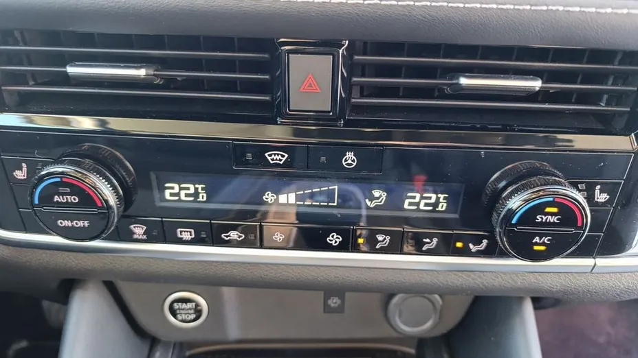 NISSAN Qashqai Qashqai 1.3 DIG-T mHEV N-Connecta Xtronic