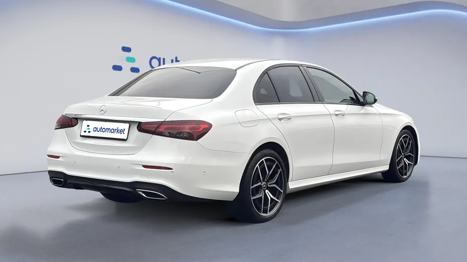 MERCEDES-BENZ E Klasa E 220 d 4-Matic AMG/Avantgarde