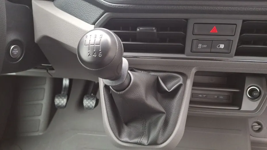 VOLKSWAGEN Crafter Crafter 35 BiTDI (14,4m3) Nowy
