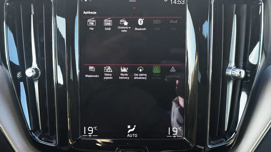 VOLVO XC60 XC60 B4 D AWD R-Design aut