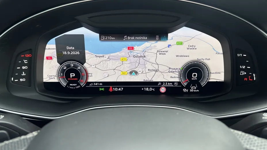 AUDI Q8 -