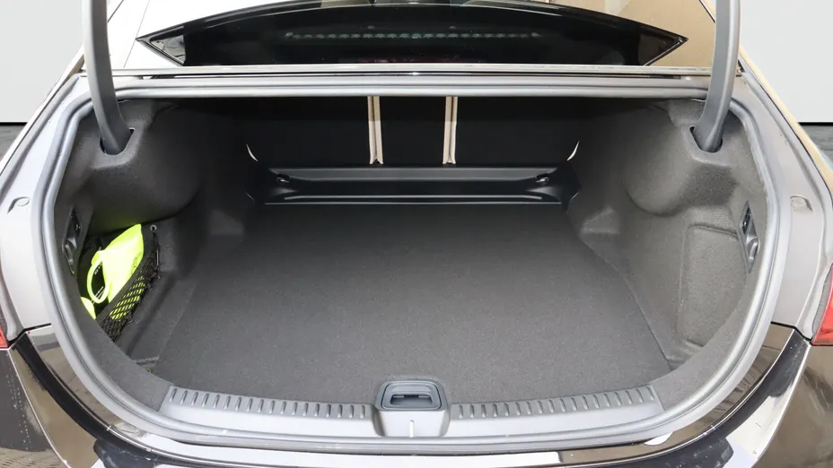 MERCEDES-BENZ E Klasa E 220 d mHEV 4-Matic AMG 9G-Tronic
