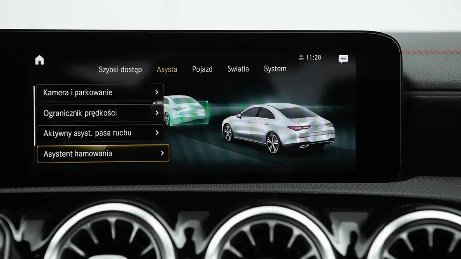 MERCEDES-BENZ CLA CLA 250 AMG Line 7G-DCT